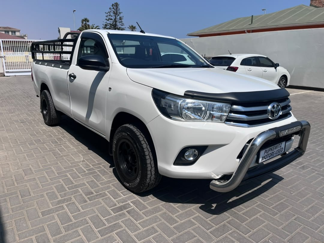 Lyalonga Toyota Hilux atulanditha mo Namibia